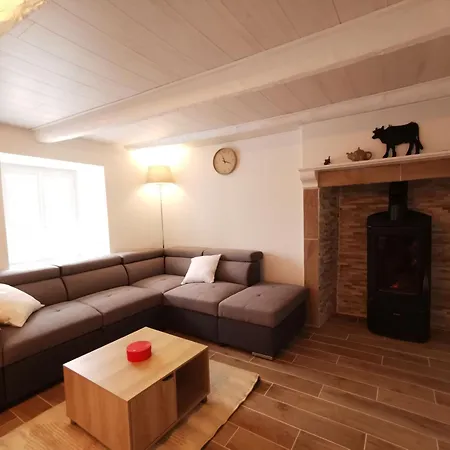 Maison De Renovee A La Ferme, Terrasse, Proche Du Parc Ardes, Puy De Dome Et Brioude - Fr-1-582-375