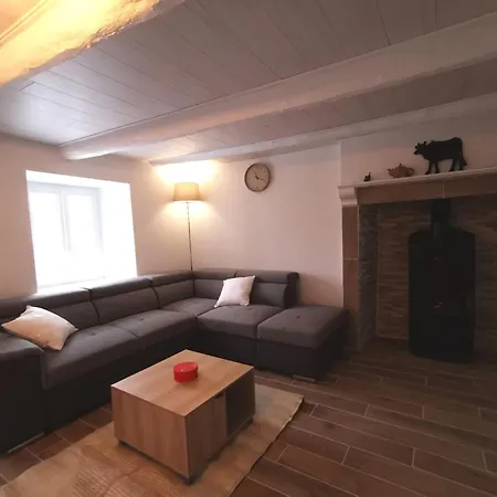 Maison De Renovee A La Ferme, Terrasse, Proche Du Parc Ardes, Puy De Dome Et Brioude - Fr-1-582-375 Autrac